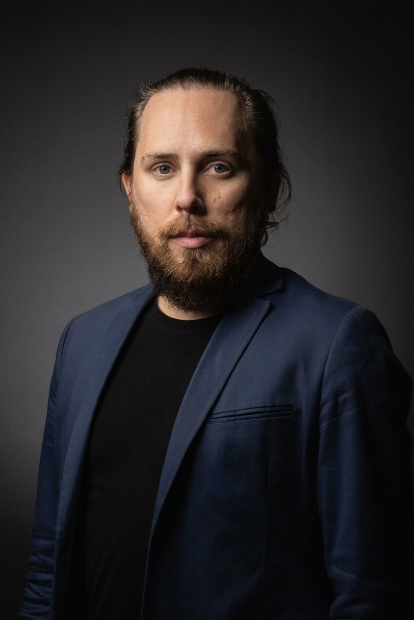 Retrato de Luiz Thomann, psicólogo e logoterapeuta